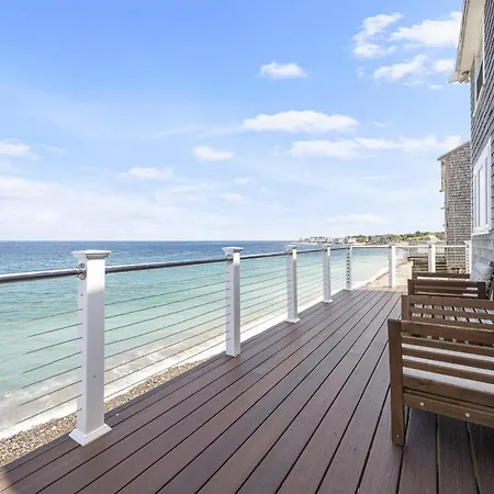 Stunning And Stilted - Scituate Vila